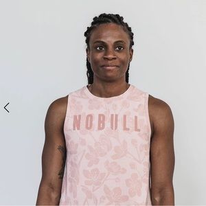 Women’s Nobull Cherry Blossom Dusty rose high neck tank. Small